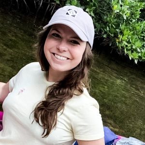 Meet your Posher, Claire